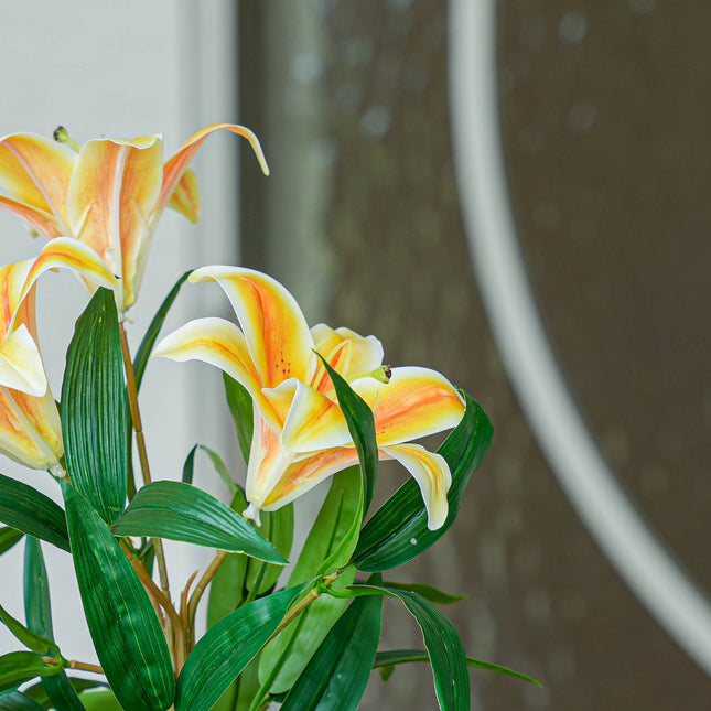 Lelie in pot - Geel / Oranje - Kunstplant - ↑ 33 cm