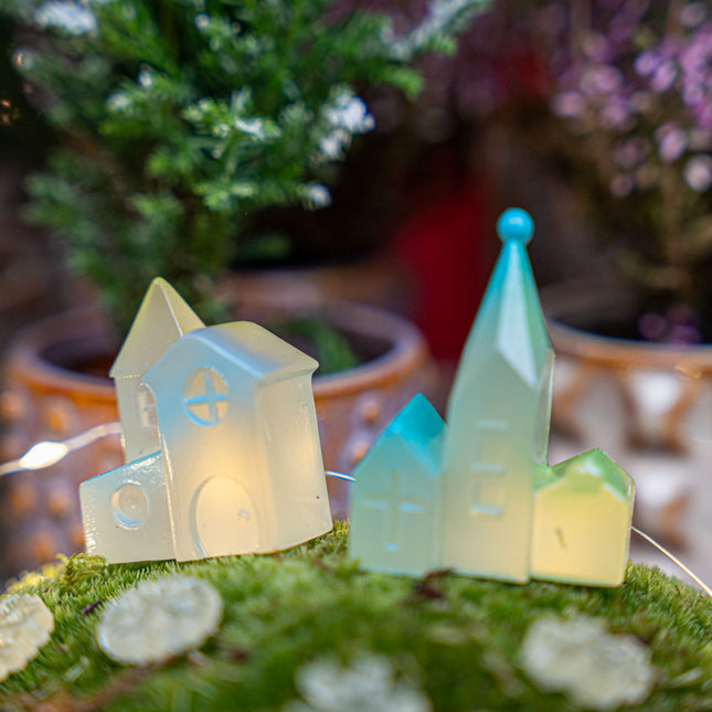 Luminous Winter - Decorative miniature figures - Glow in the dark - 10pcs - ↑ 1-5 cm