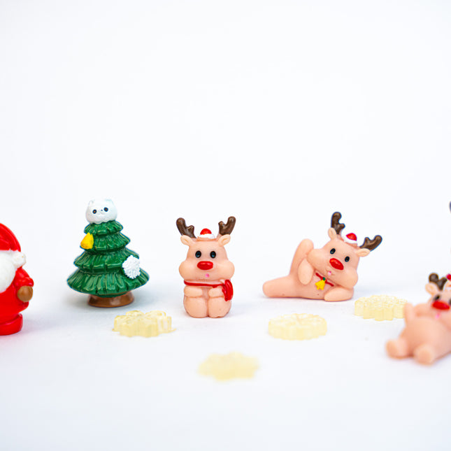 Reindeer Rush - Decorative miniature Christmas figures - 10pcs - ↑ 1-3 cm